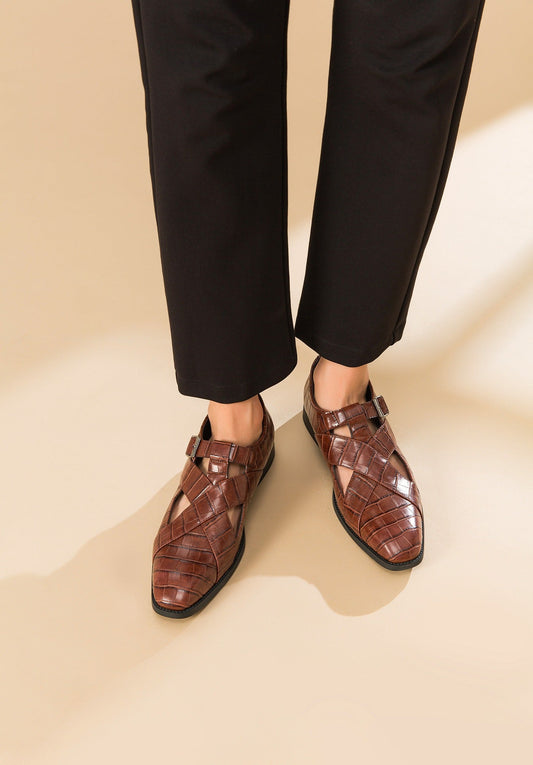 Chaussures formelles pour hommes en cuir marron ajouré élégant - Ferrano