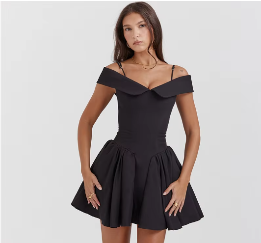 Karli - Robe de soirée flatteuse à épaules tombantes