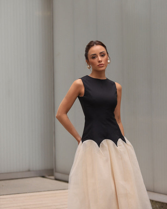 Vera - Robe midi sans manches avec fermeture éclair et ruchés