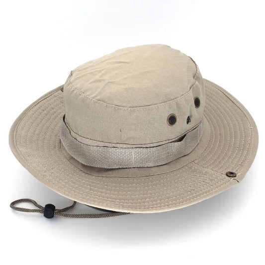 Mode de chapeau de cowboy de randonnée estivale