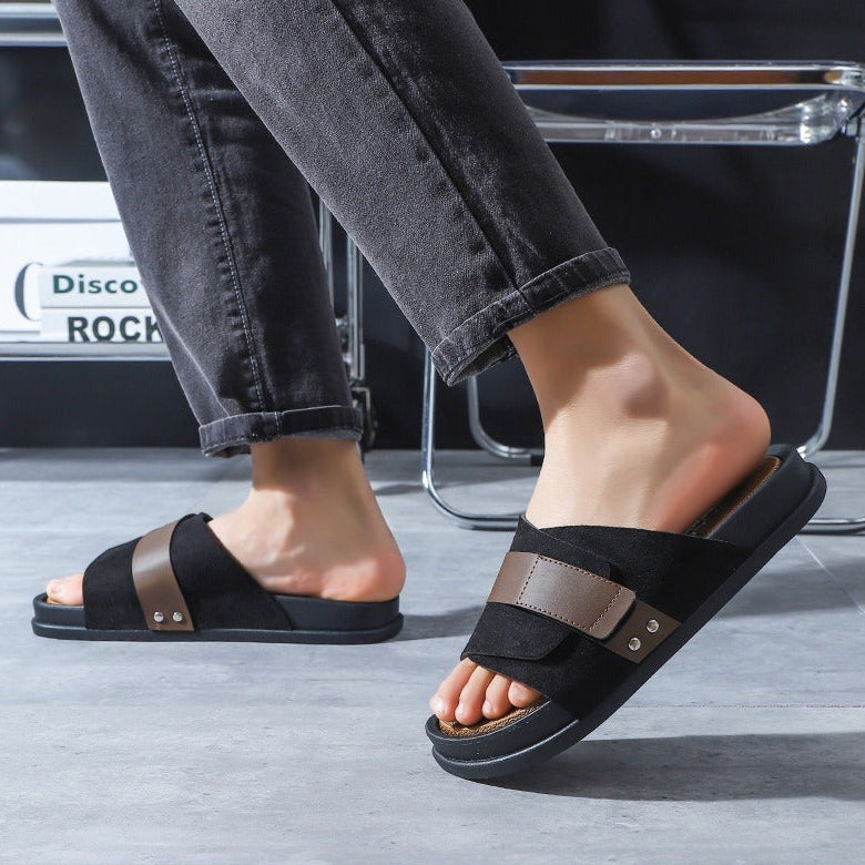 Herren-Sandalen aus Synthetikleder über Kreuz, bequemes Design - Mateo