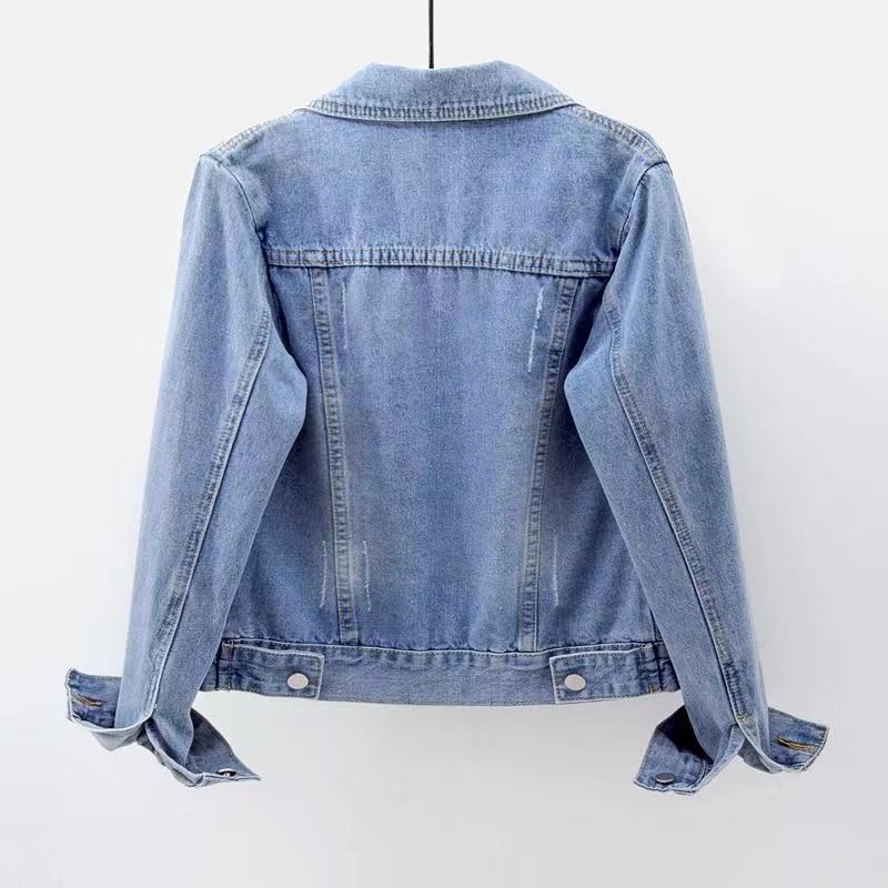 Kurze, taillierte Damen-Jeansjacke - Adelheid