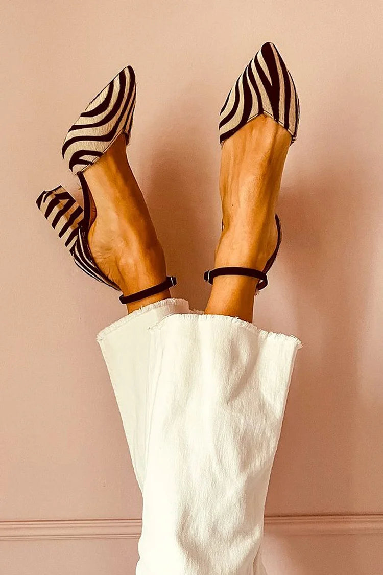 Damen Schuhe mit mittlerem Absatz und feinem Zehendruck gestreiftes Fesselriemchen - Lurema