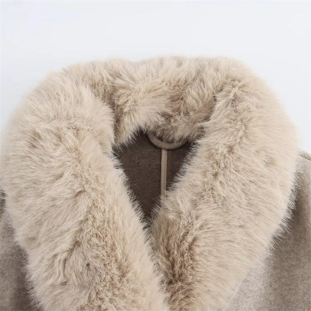Damen Wollmantel mit Fleecekragen - Naeryn