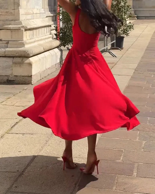 Kenya - Robe midi rouge à bretelles