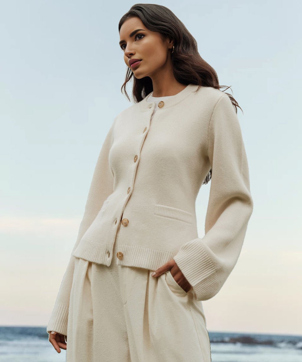 Gerade geschnittene Damen Strickjacke mit Knopfverschluss - Alvara