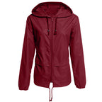 Leichte wasserdichte Jacke mit Kapuze - Elarat