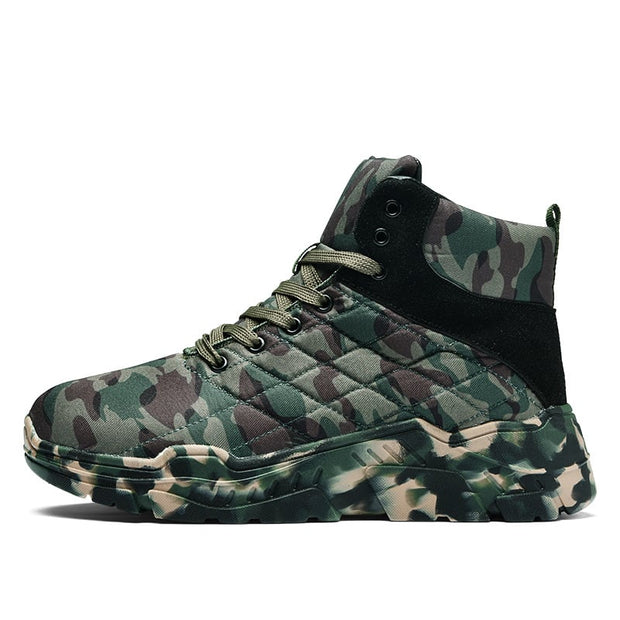 Herren-Winterstiefel im Militärstil mit robusten Sohlen - Magnus