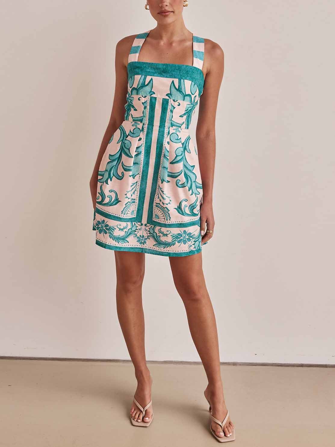 Kurzes bedrucktes Damenkleid in raffiniertem A-Linien-Schnitt - Mireya