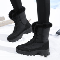 Halbhohe Damenstiefel im funktionellen Winterdesign - Svala