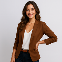 Elegant geschnittener Damenblazer mit einem Knopf - Berenice