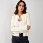 Elegante Damenstrickjacke mit Frontdetail - Etherea