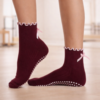 Chaussettes pilates pour femmes - Orlena