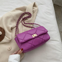 Sac matelassé avec chaîne - Noelia