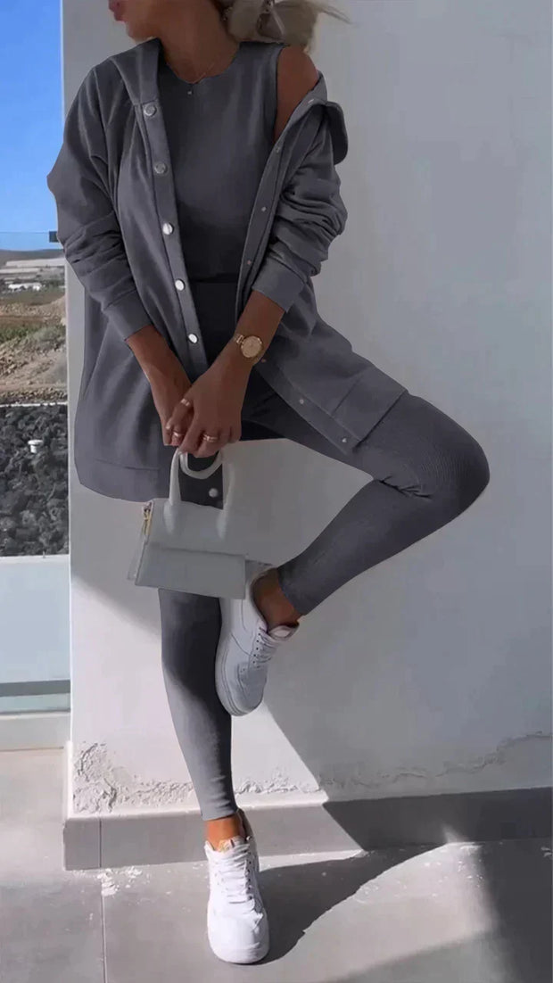 Nera - Ensemble trois pièces composé d'un cardigan avec capuche, d'un haut et d'un pantalon