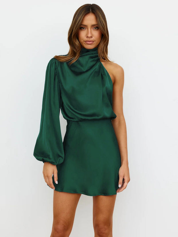 Chiara - Robe élégante en satin à manches longues et à épaules simples