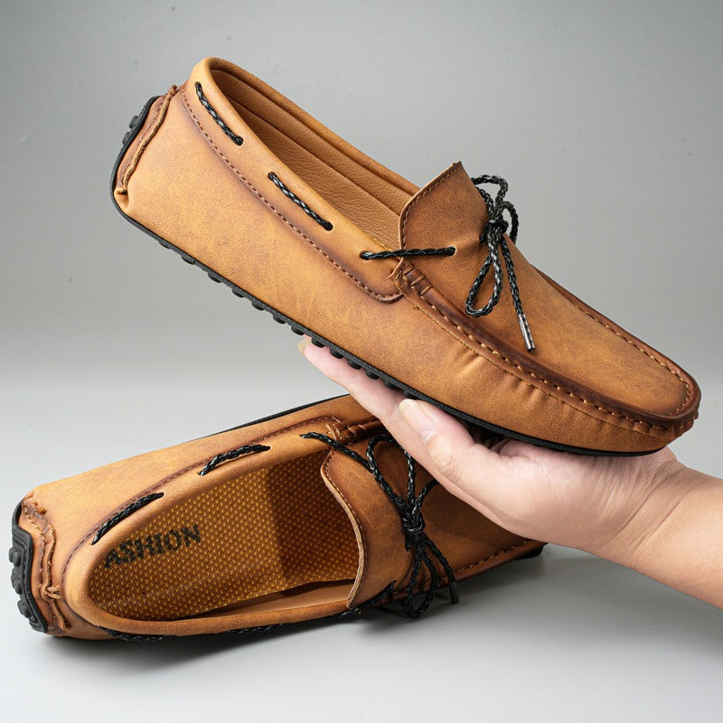 Rutschfeste Herren-Slipper mit Schleife - Esteban