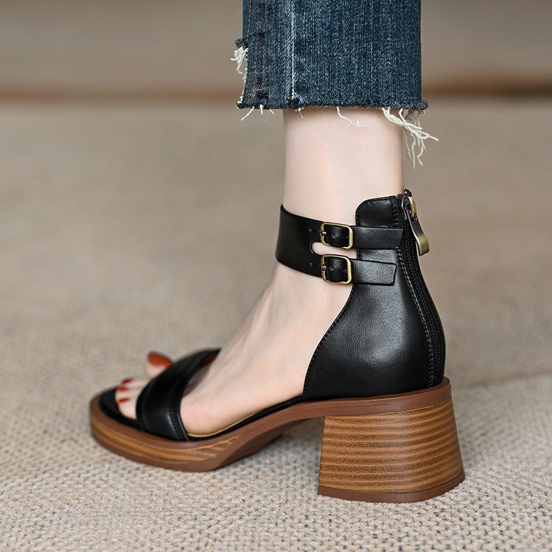 Mittlere Damen-Sandalen mit doppelter Schnalle und Reißverschluss hinten - Elvira