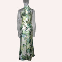 Luna - Maxi dress with halterneck and side slit
