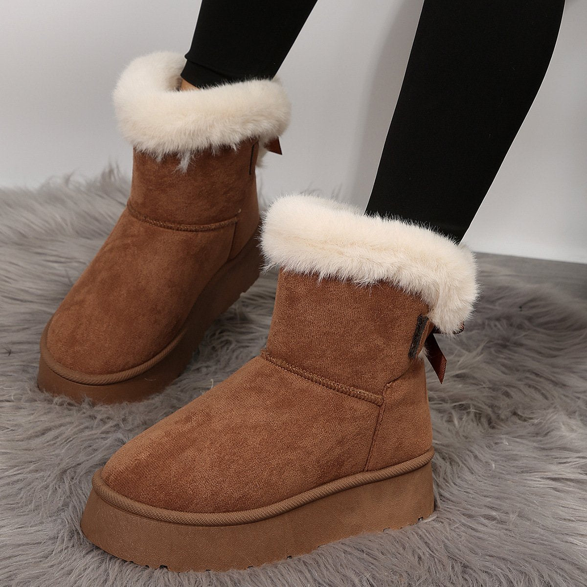 Winterstiefeletten für Frauen mit heiterem Effekt - Yureli