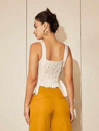Jessy - Top chic à col carré et ourlet asymétrique