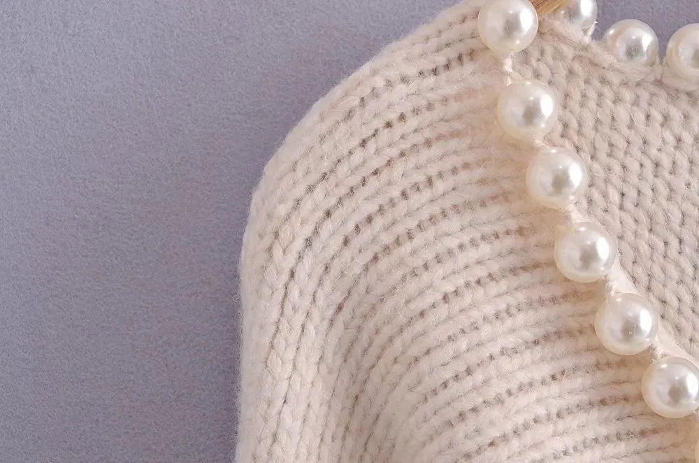 Angèle - Schicker und lässiger Pullover mit falscher Perle