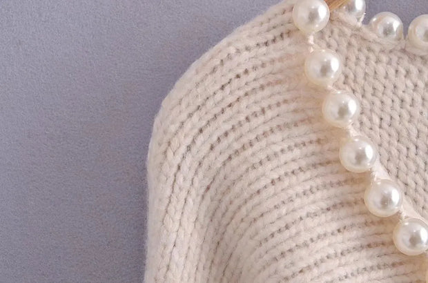 Angèle - Schicker und lässiger Pullover mit falscher Perle