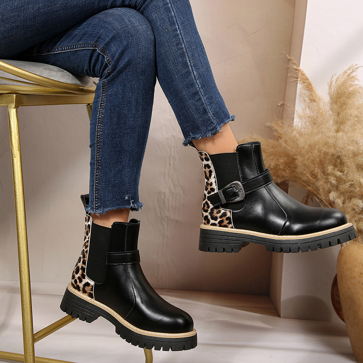 Damen-Stiefeletten mit Leopardenmuster - Elviora