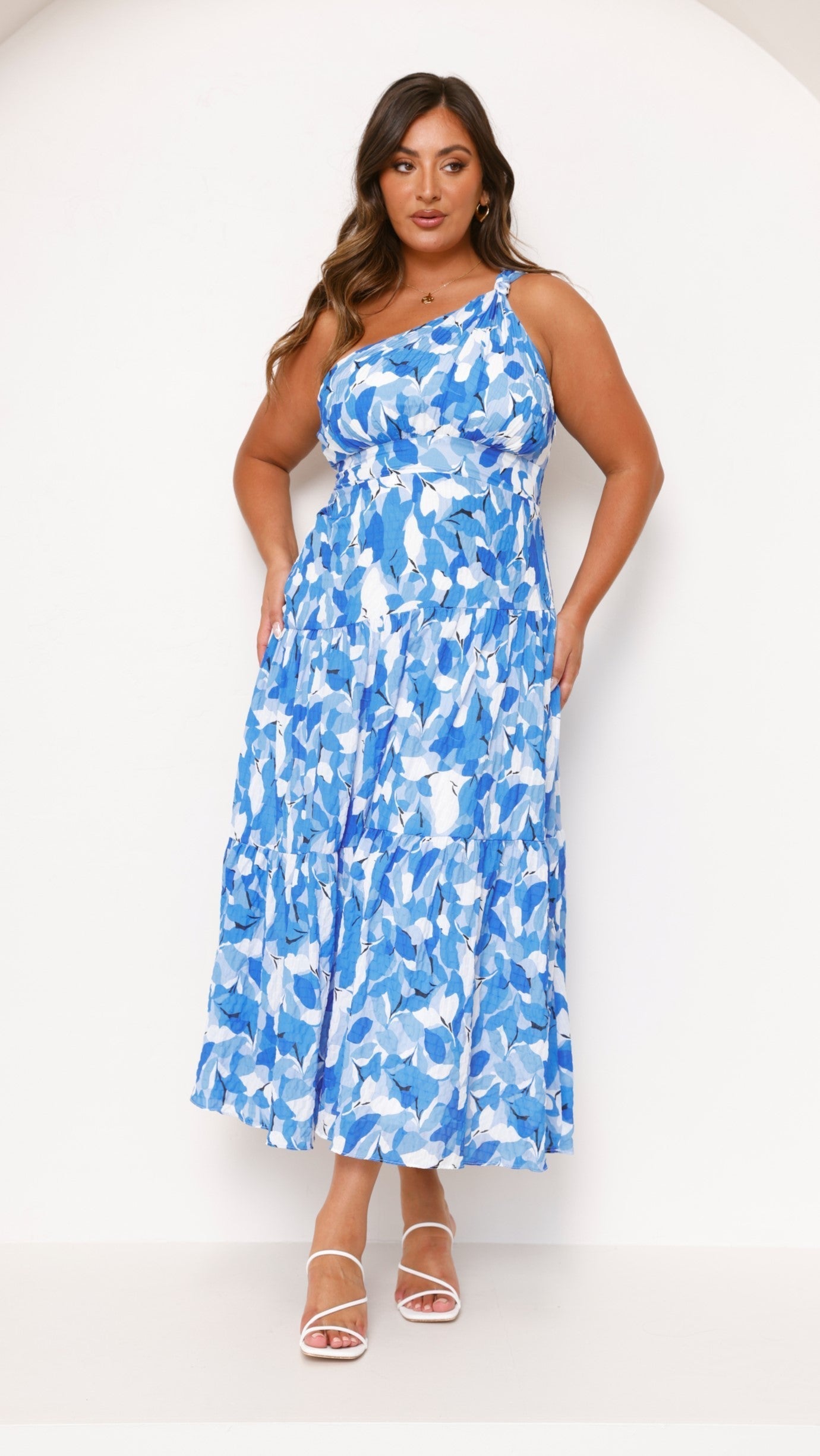 Langes, einseitiges Blumenkleid für Damen – Jaisa