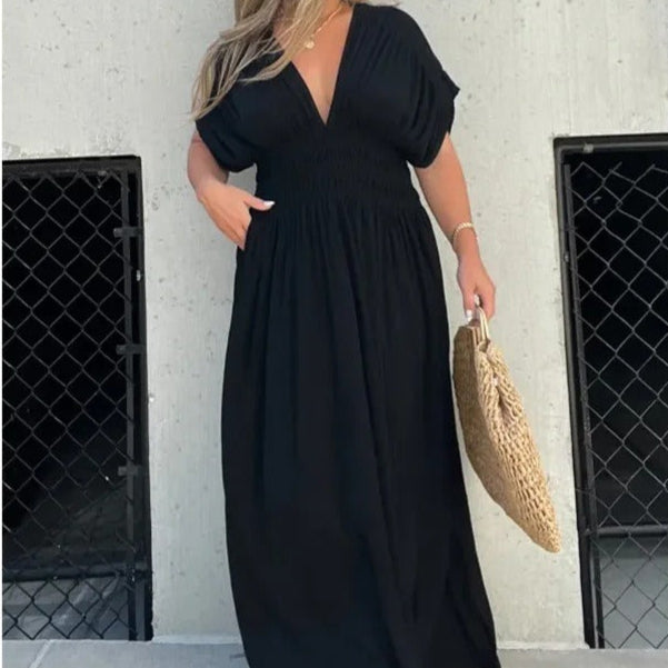 Langes Frauenkleid mit V-Ausschnitt und geraffter Taille - Renata