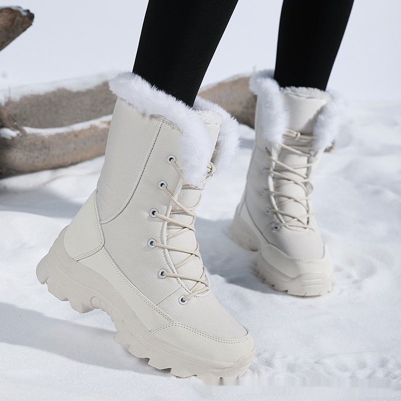 Halbhohe Damenstiefel im funktionellen Winterdesign - Svala