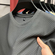 Gris foncé