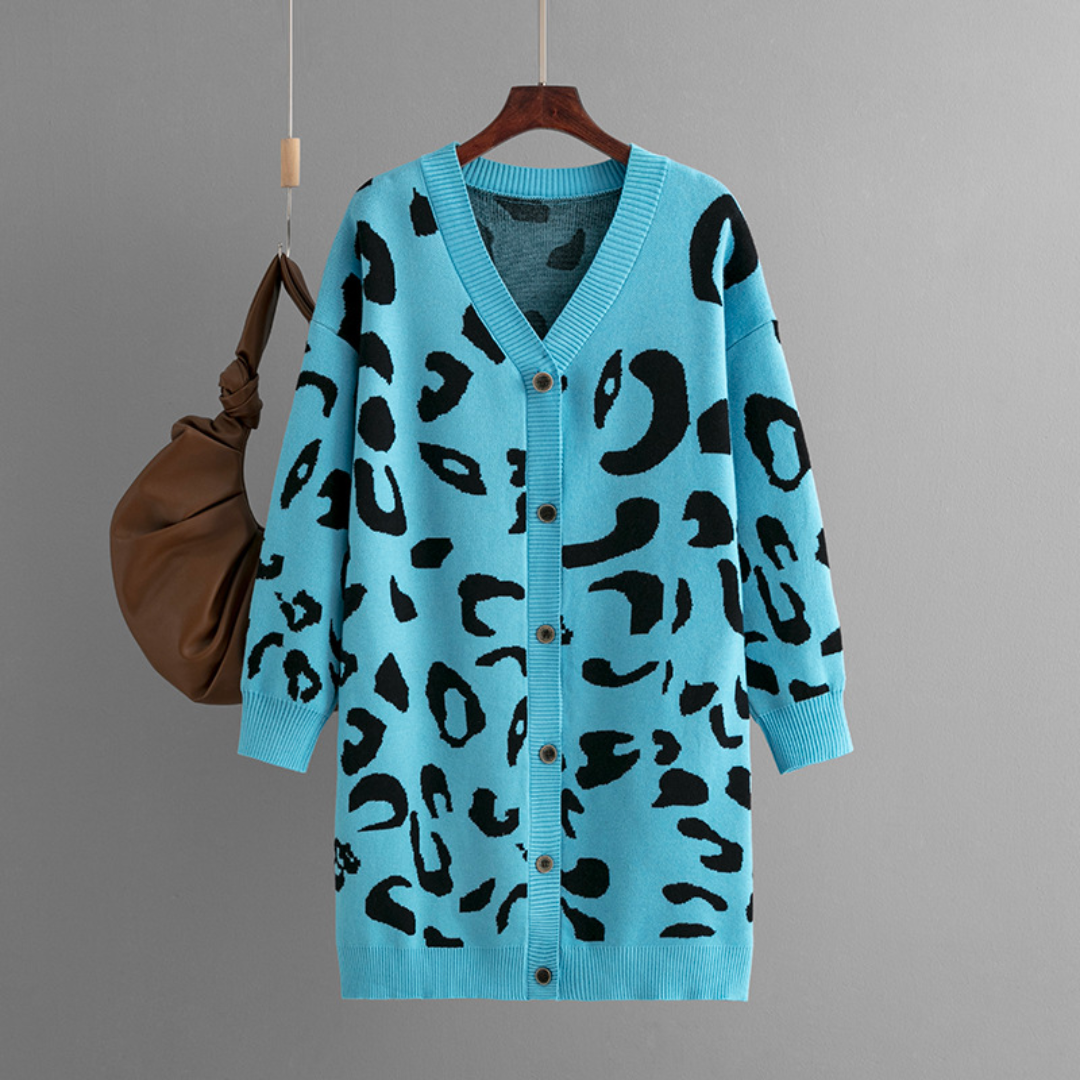 Mila - Gestrickte Leoparden-Strickjacke