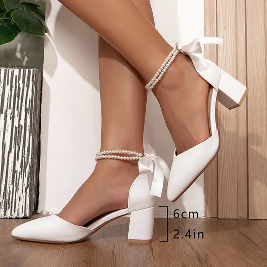 Aria - Femme Elégance des talons hauts blancs avec lanières cheville en perles artificielles
