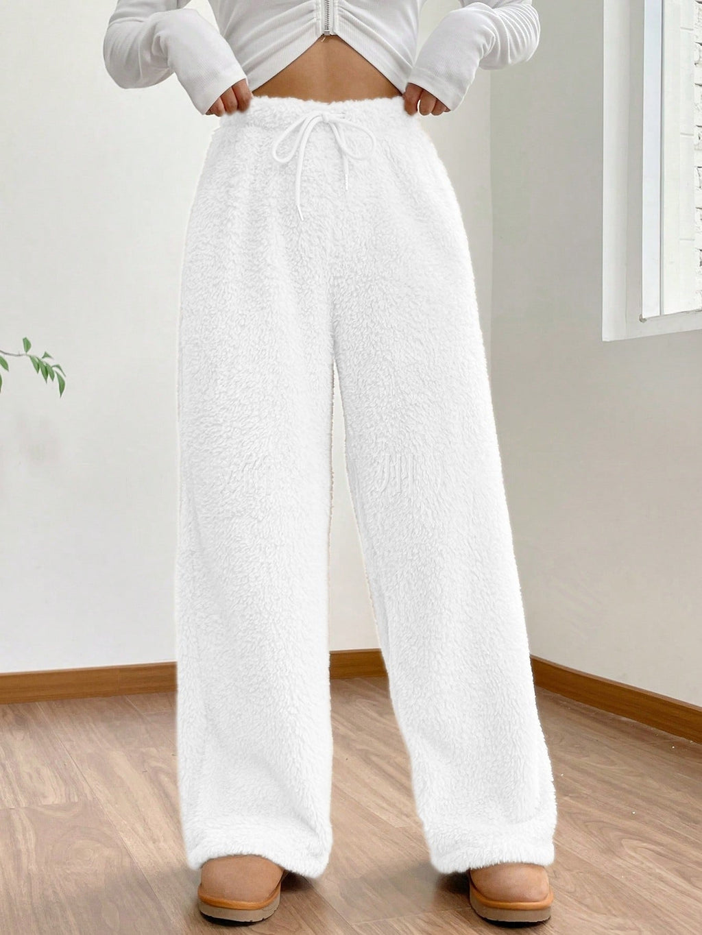 Flauschige strukturierte Damenhose - Avenne