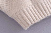 Angèle - Schicker und lässiger Pullover mit falscher Perle