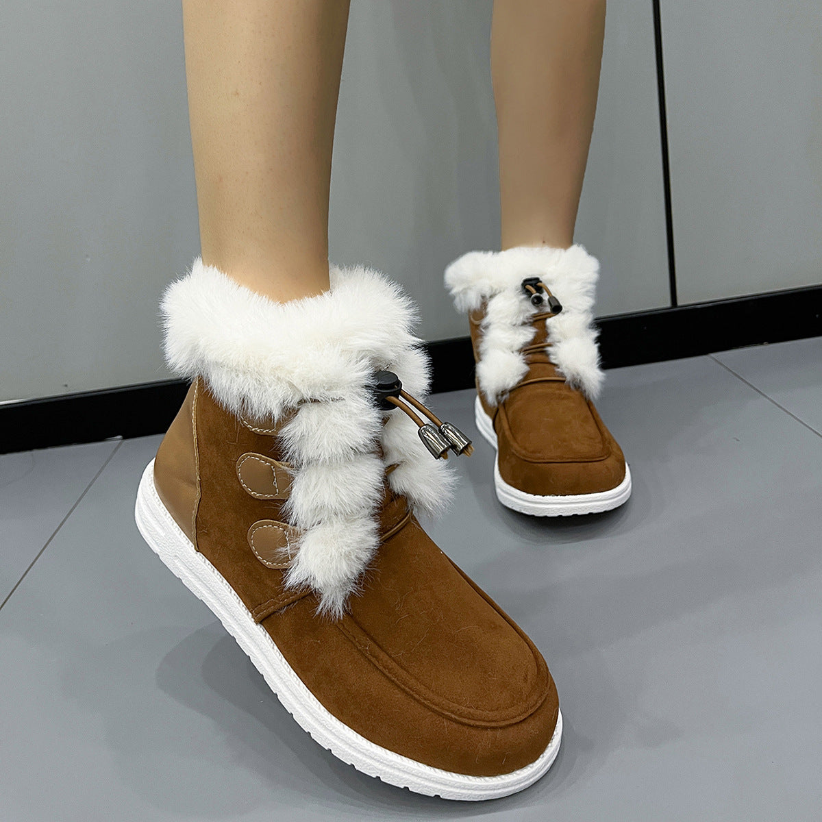 Winterliche Damenstiefelette mit Plüschoberfläche - Yseline