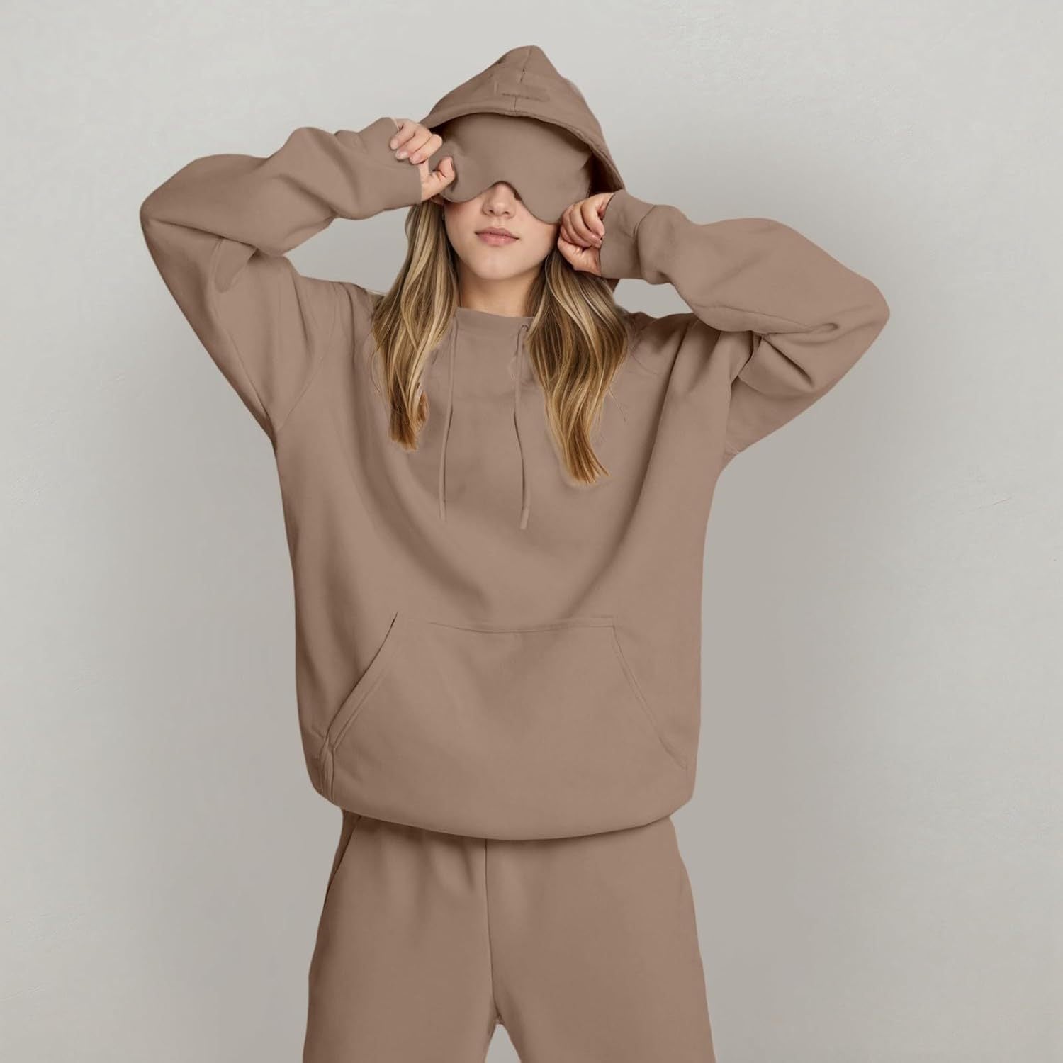 Sweatshirt und Jogginghose in lockerer Passform - Nina