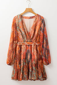 Stefanny - Mini robe plissée ceinturée à manches longues imprimée