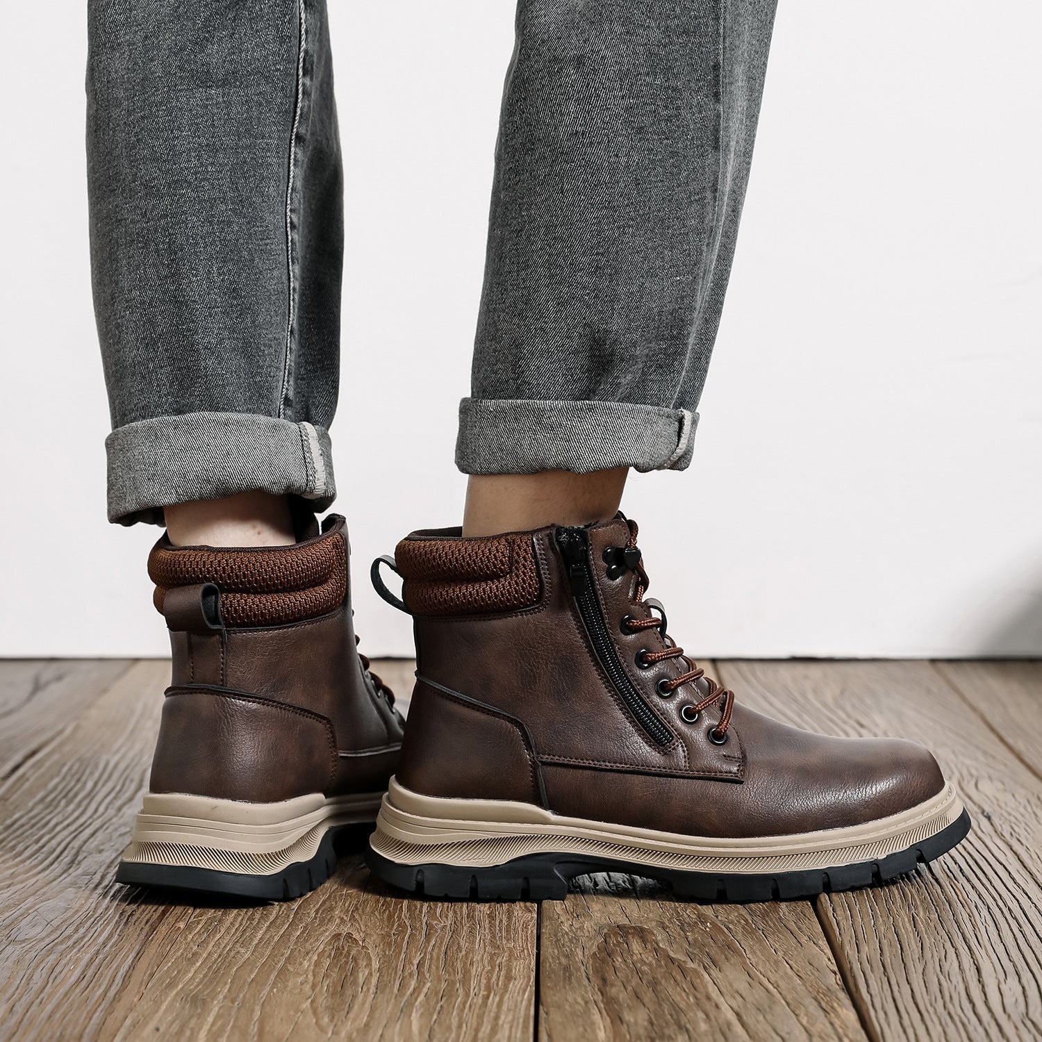 Schwere hohe Herrenstiefel - Konrad