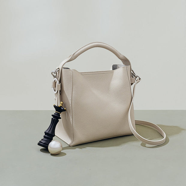 Sac seau pour femme en cuir véritable au design structuré - Bleu clair