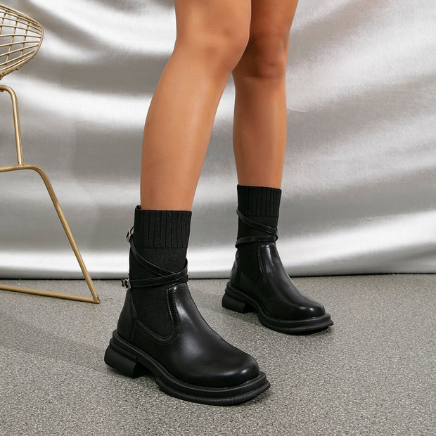 Bottines Sereny avec détails à lanières