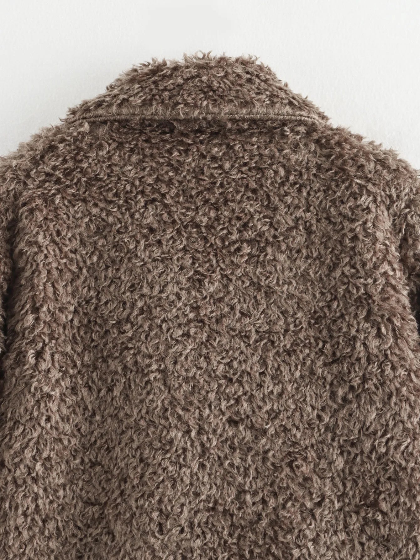 Plüschjacke für Damen mit klassischem Revers - Rosaura
