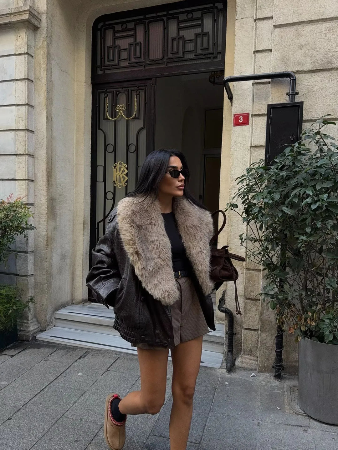 Veste femme effet cuir à large col effet fourrure - Nymera