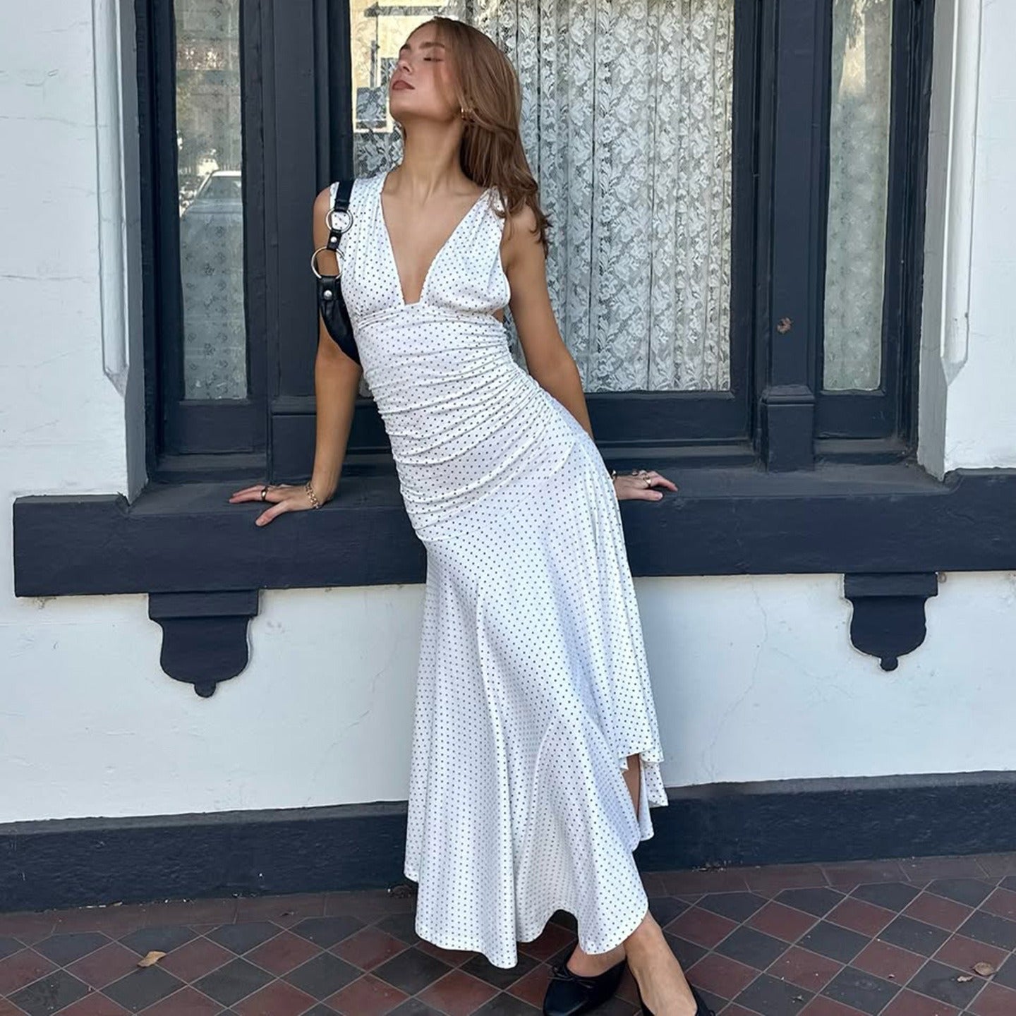 Langes Kleid mit Kreuzausschnitt und Tupfenmuster - Helena