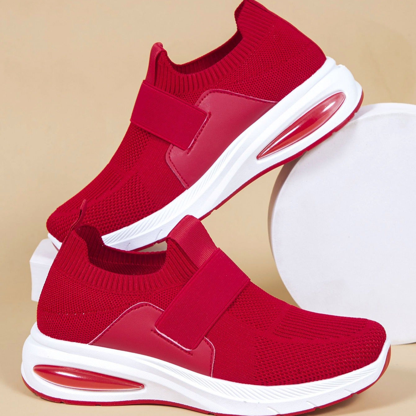 Atmungsaktive Slipper aus Stoff für Damen - Noelia