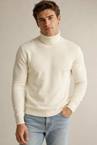 Herrenpullover mit Rollkragen, schmaler Passform, glatter Strick – Caspar