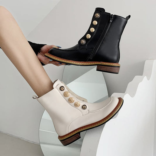 Stiefeletten mit goldener Knopfleiste - Enorie