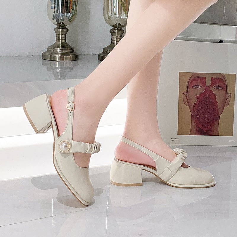 Weite Damen-Sandalen mit Perlenverzierung - Perla