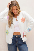 Arielle - Niedliche, gestrickte Strickjacke mit Blumenmuster und Knöpfen